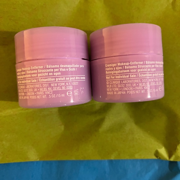 Clinique Take The Day Off Cleansing Balm - Picture 2 of 3